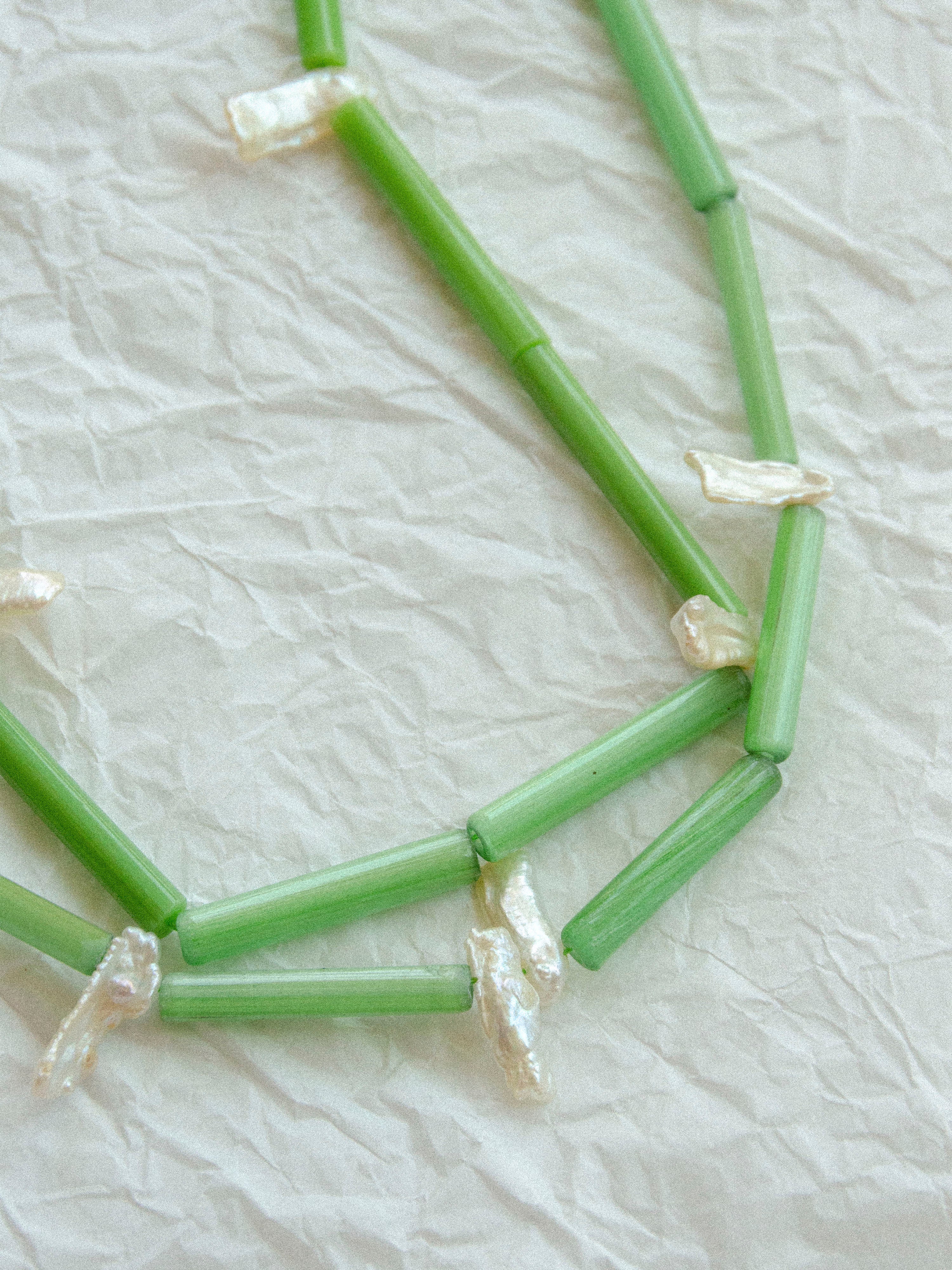 Collar 006 [Vidrio y perla cultivada]