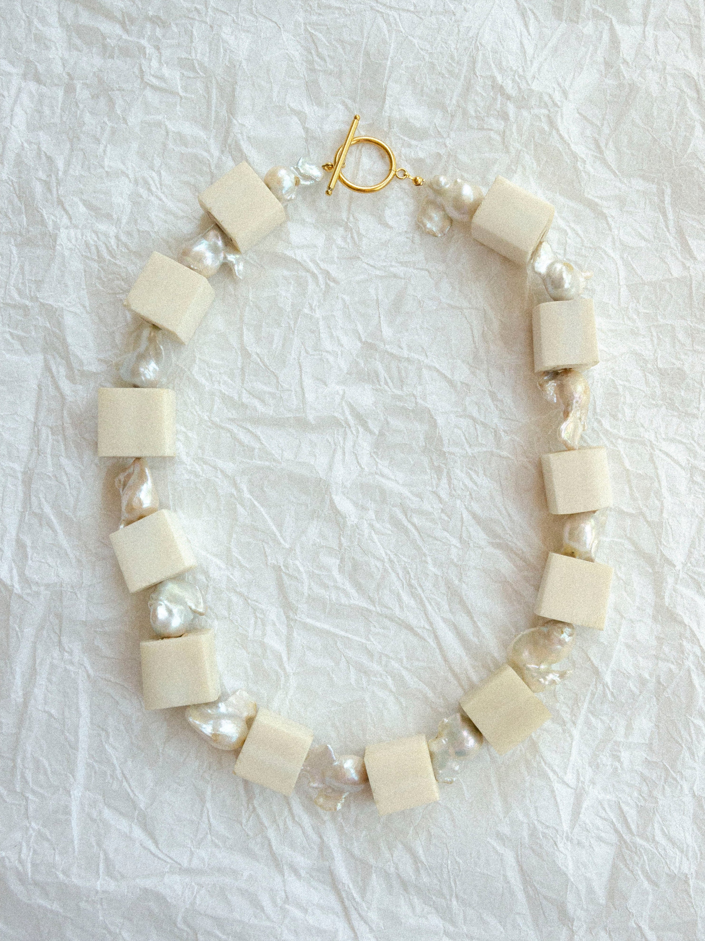 Collar 003 [Hueso y perla cultivada]